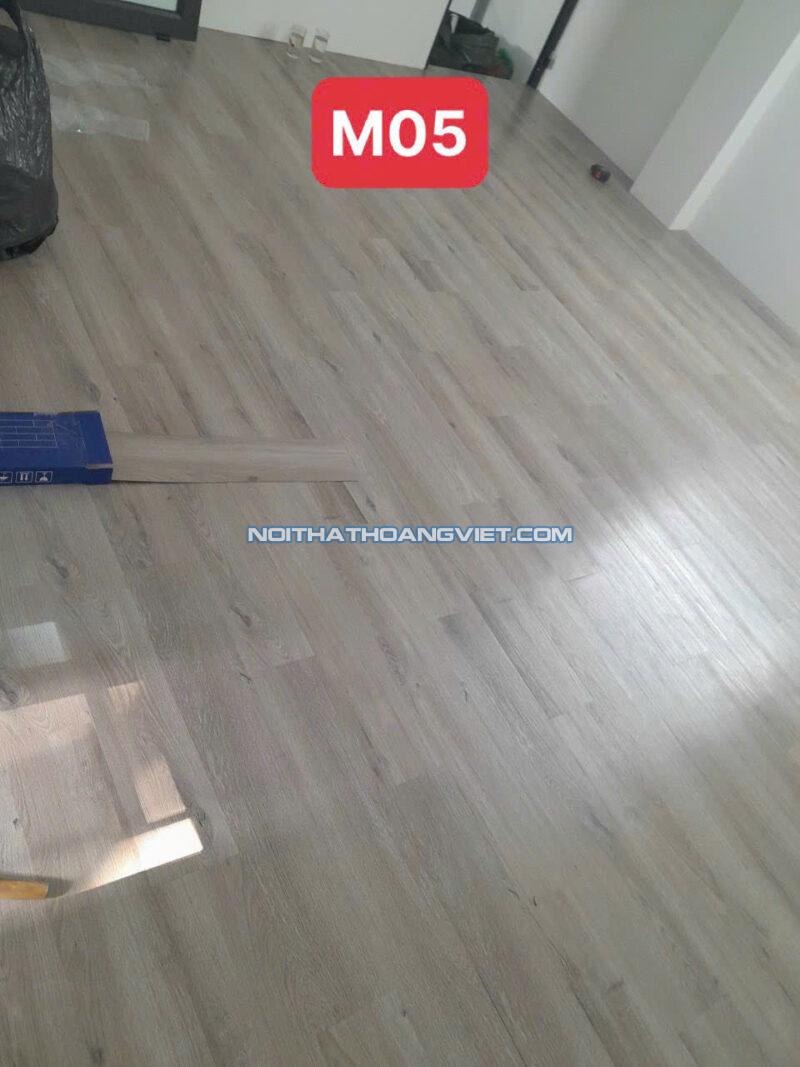 Sàn bóc dán giá 65k/1m