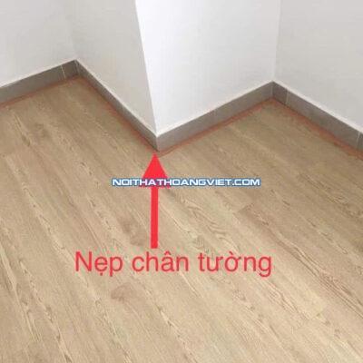 Sàn bóc dán giá 65k/1m