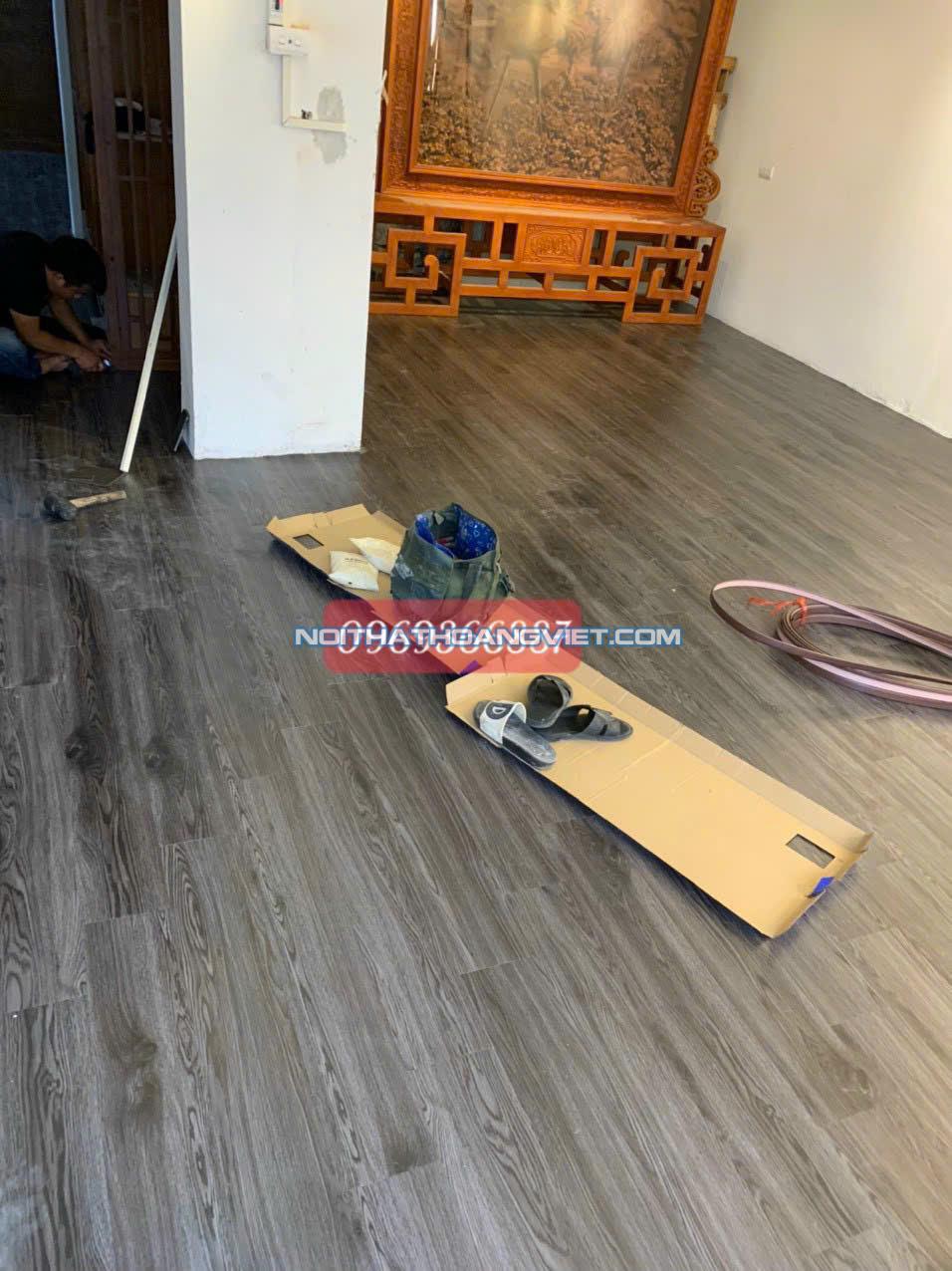 Sàn bóc dán giá 65k/1m Sàn bóc dán giá 65k/1m